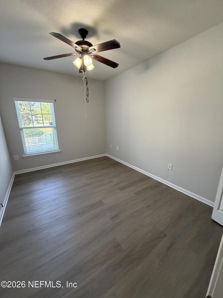 8201 Green Parrot Road - Photo 26