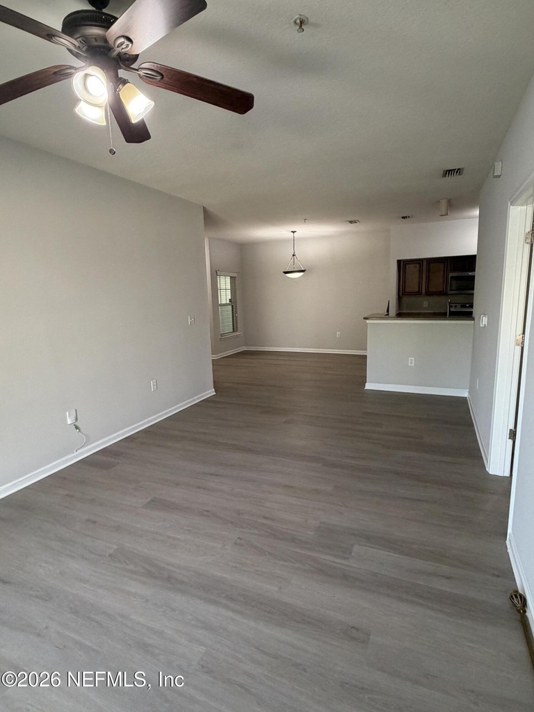8201 Green Parrot Road - Photo 14