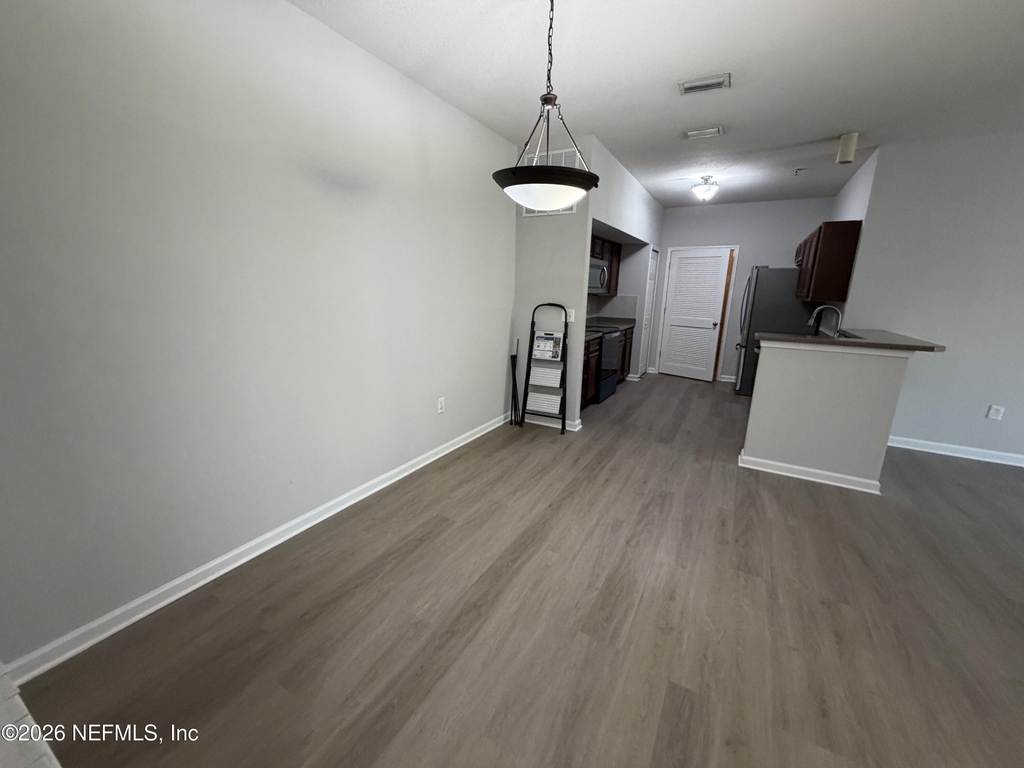 8201 Green Parrot Road - Photo 4