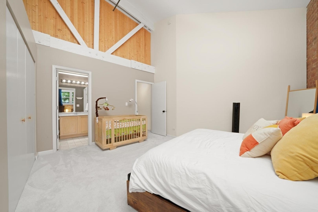 1834 Ridge Avenue - Photo 15