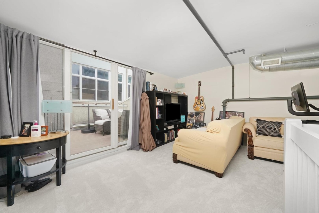 1834 Ridge Avenue - Photo 20