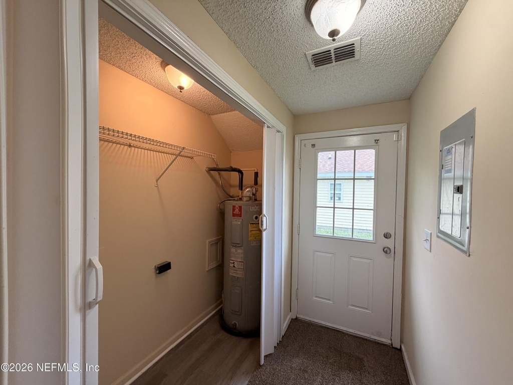 747 Broxton Street - Photo 6