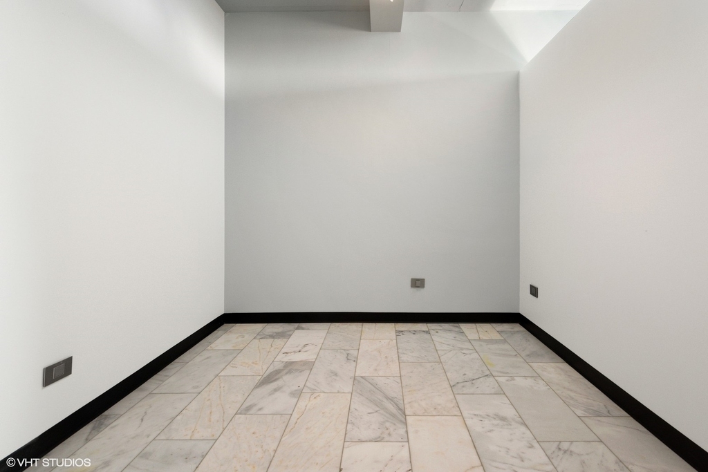 1345 S Wabash Avenue - Photo 8