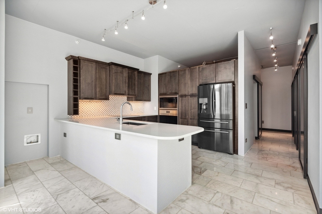 1345 S Wabash Avenue - Photo 6