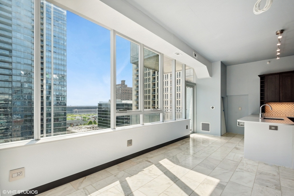 1345 S Wabash Avenue - Photo 5