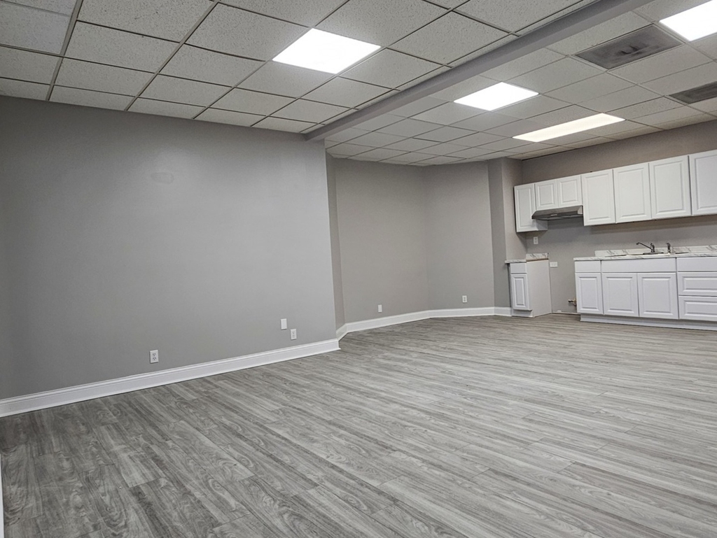 3607 W 26th Street - Photo 4