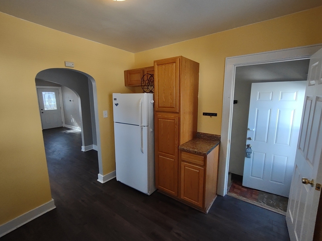 912 Douglas Street - Photo 4