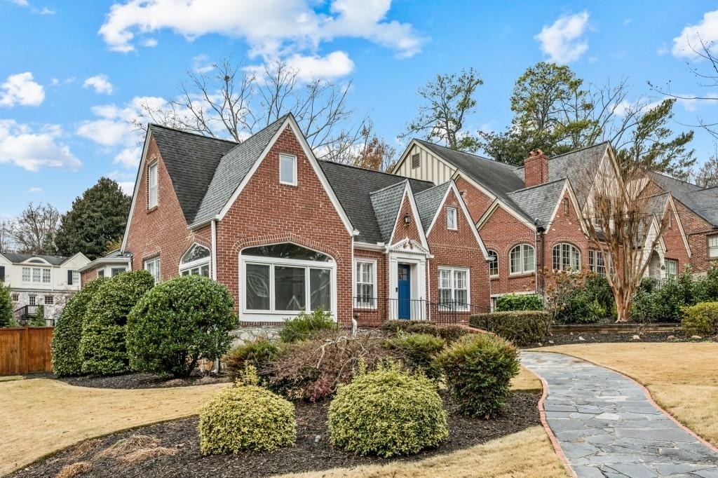 1189 Reeder Circle Ne - Photo 2