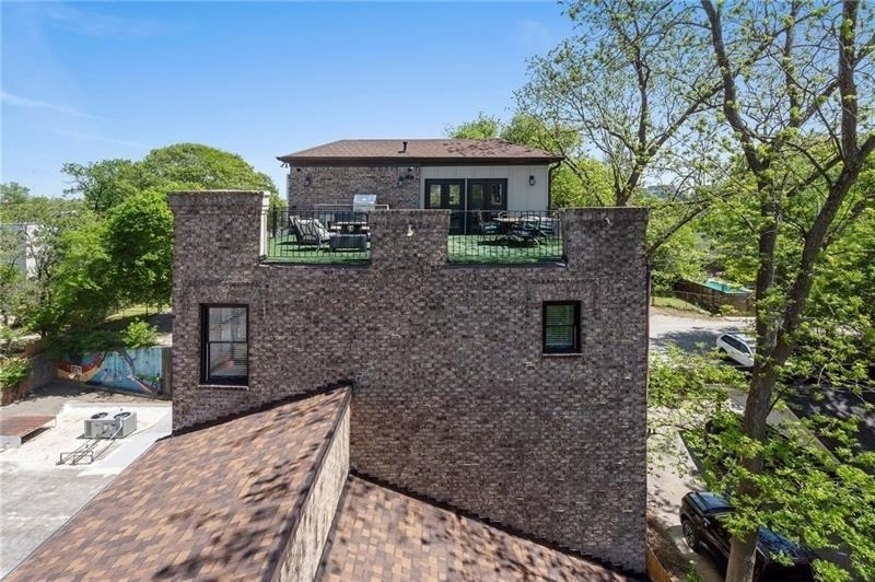 631 Boulevard Ne - Photo 49