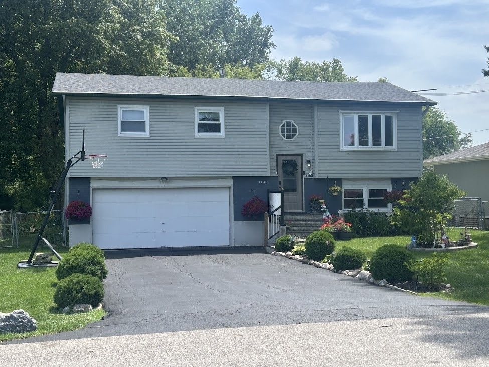4315 Prairie Avenue - Photo 1