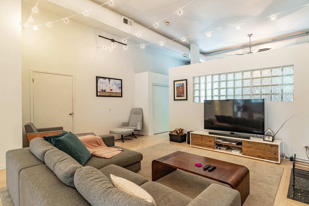 400 N Racine Avenue - Photo 9
