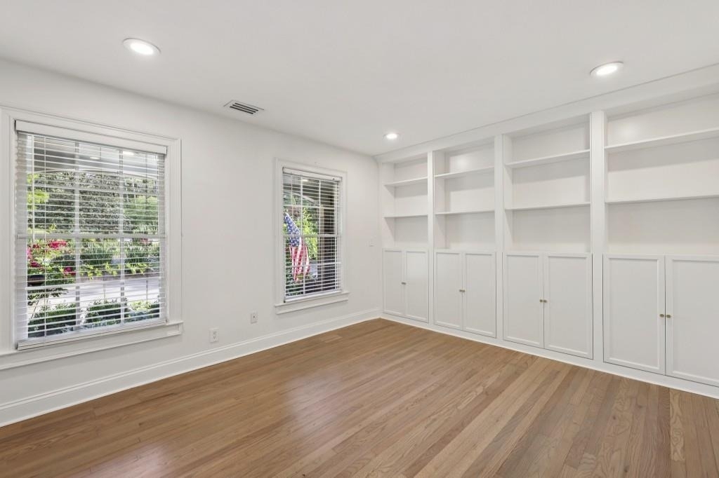 1905 Gainsborough Drive - Photo 15