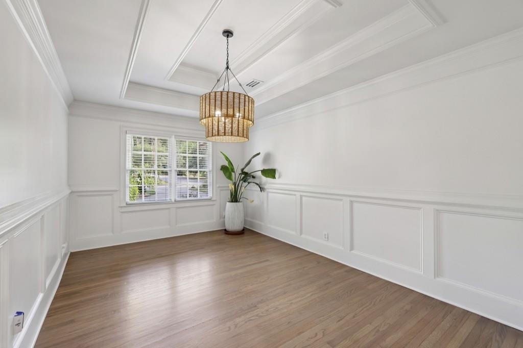 1905 Gainsborough Drive - Photo 31