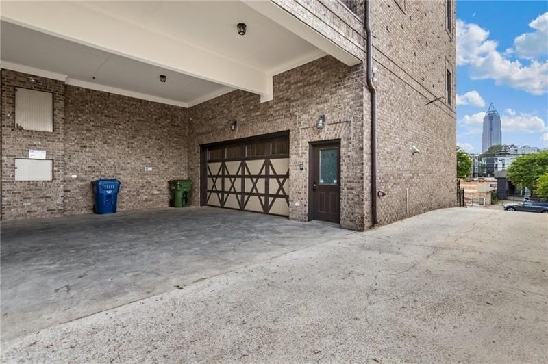 629 Boulevard Ne - Photo 73