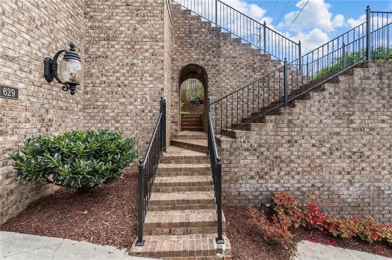 629 Boulevard Ne - Photo 7