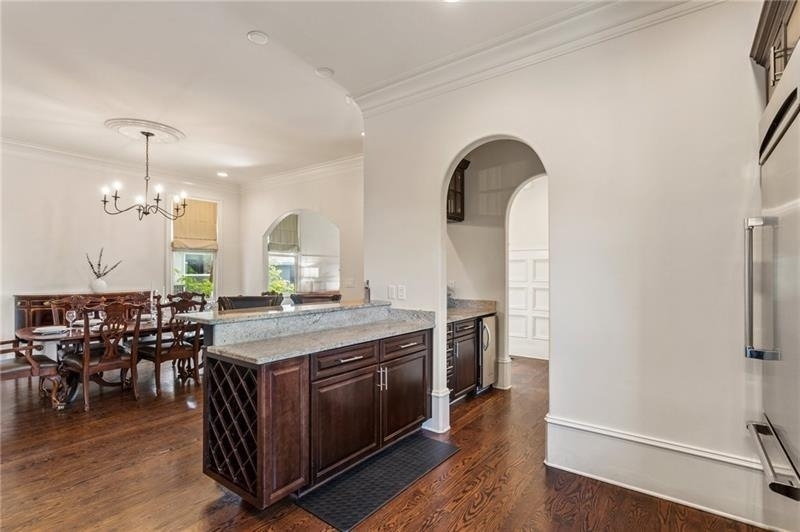 629 Boulevard Ne - Photo 24