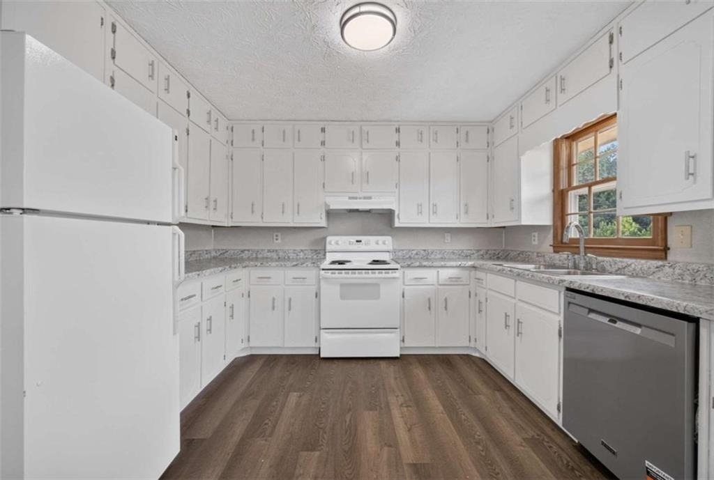 2591 Doc Hughes Road - Photo 17