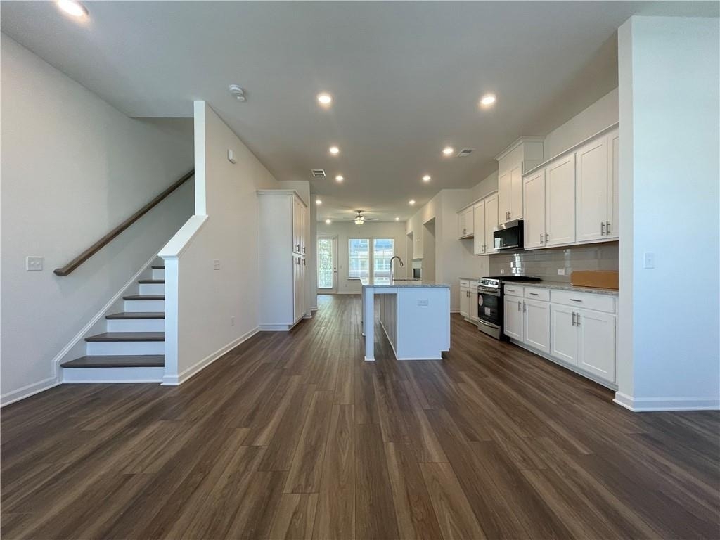 1597 Tilden Court - Photo 3