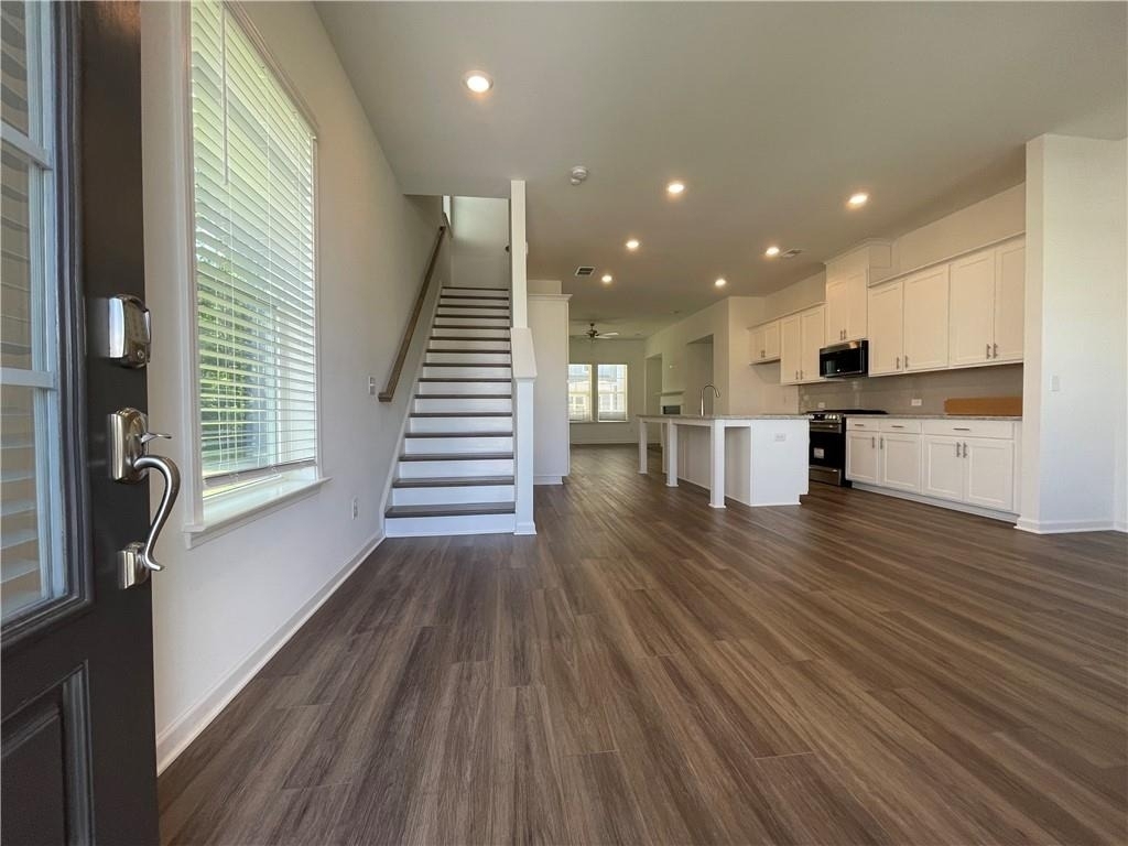 1597 Tilden Court - Photo 2