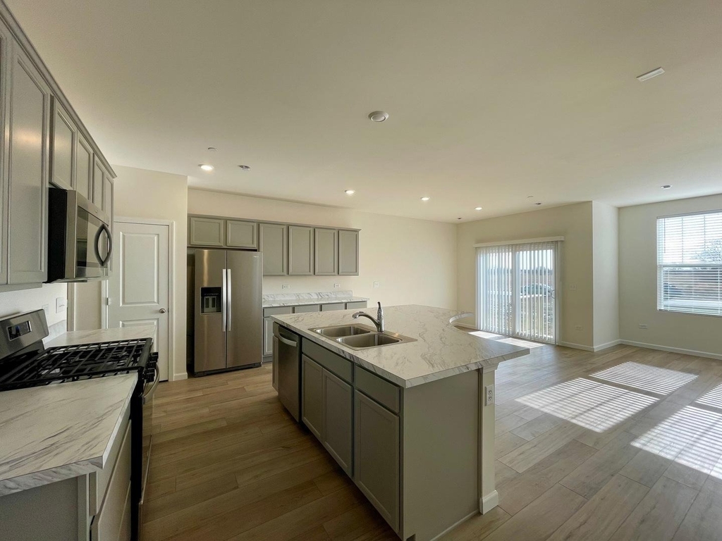 2243 Horseshoe Circle - Photo 4