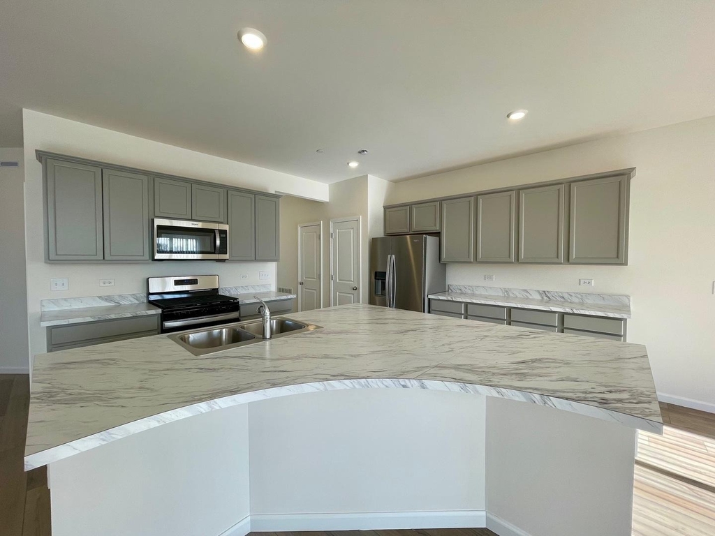 2243 Horseshoe Circle - Photo 3