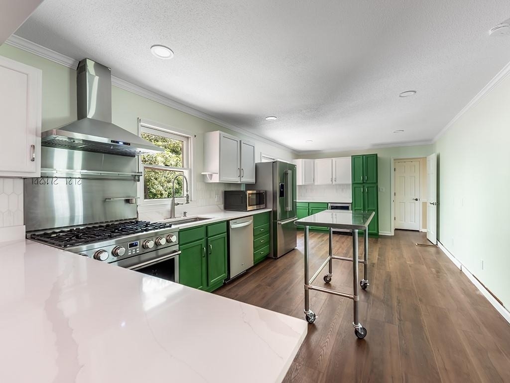 1179 Pathfinder Road - Photo 2