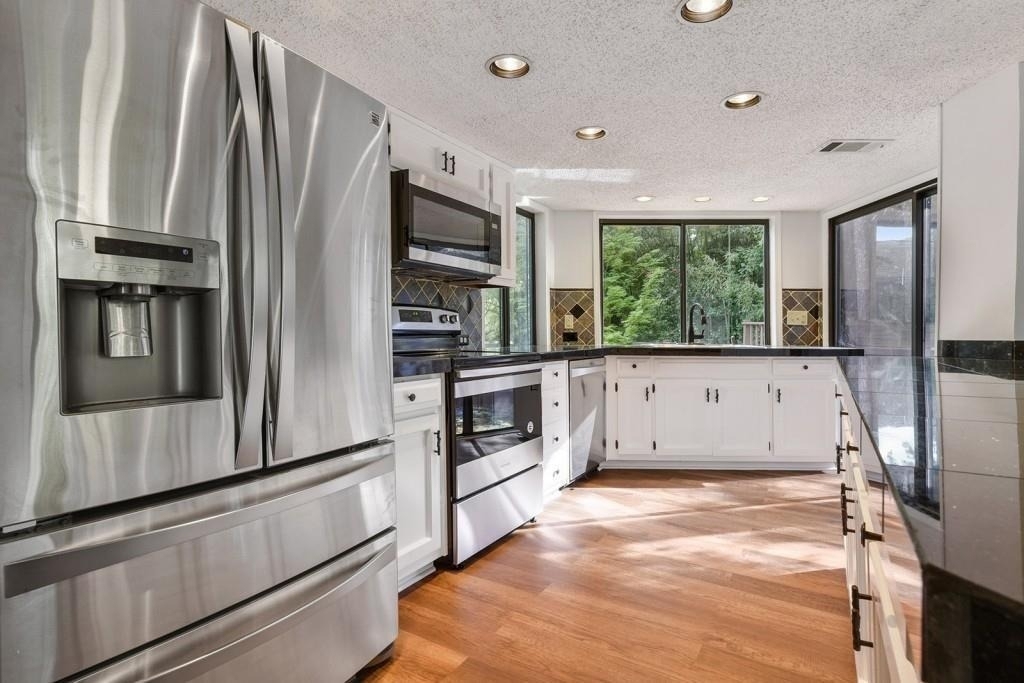 1000 Muirfield Drive - Photo 22