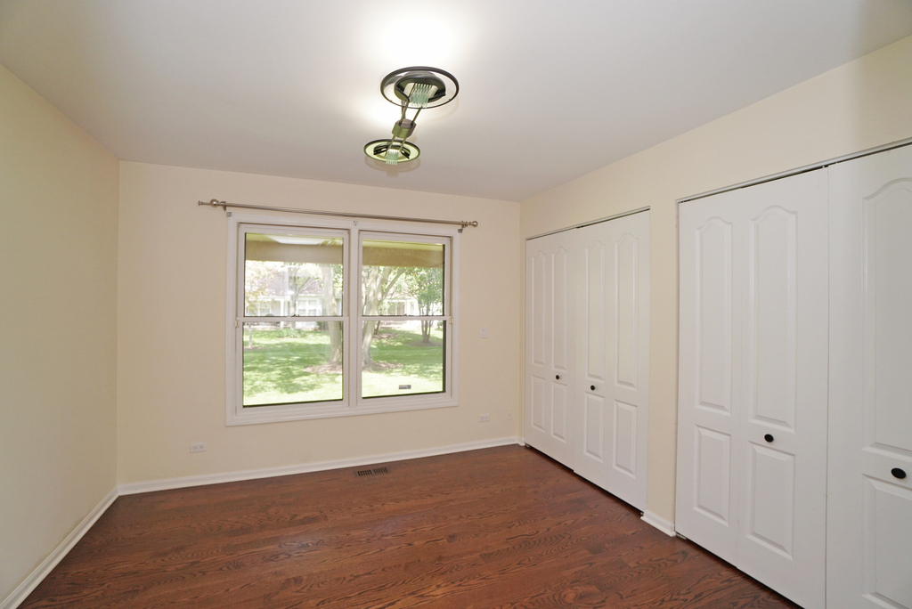 229 Willow Parkway - Photo 15