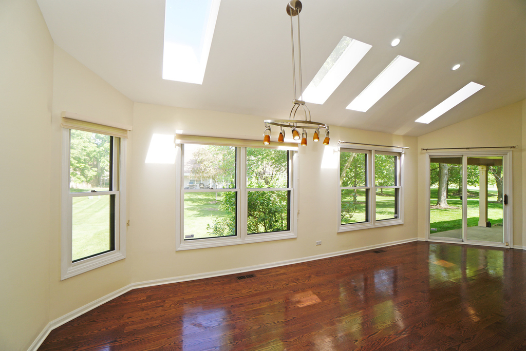 229 Willow Parkway - Photo 4