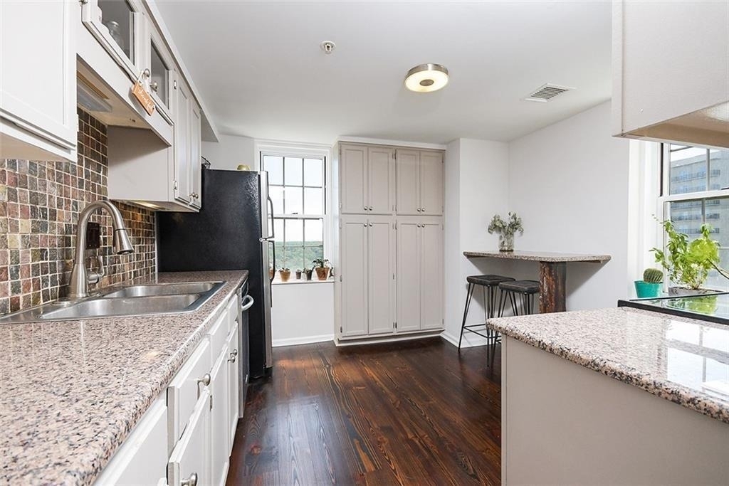 199 14th Street Ne - Photo 4