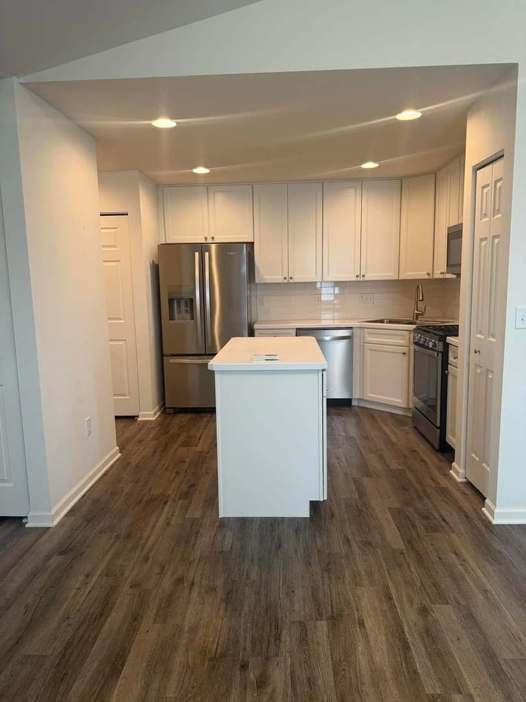 628 Florence Street - Photo 4