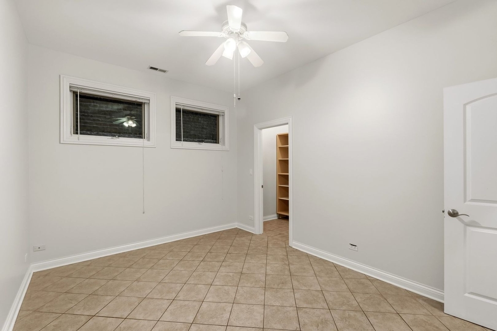 938 N Washtenaw Avenue - Photo 6