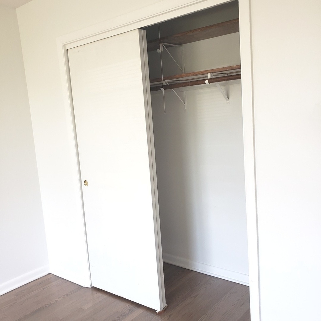 8537 Niles Center Road - Photo 9