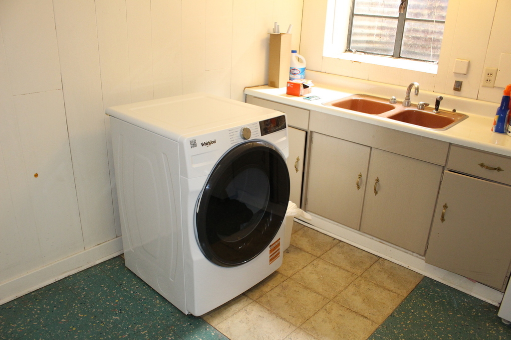 415 E Atwater Avenue - Photo 38