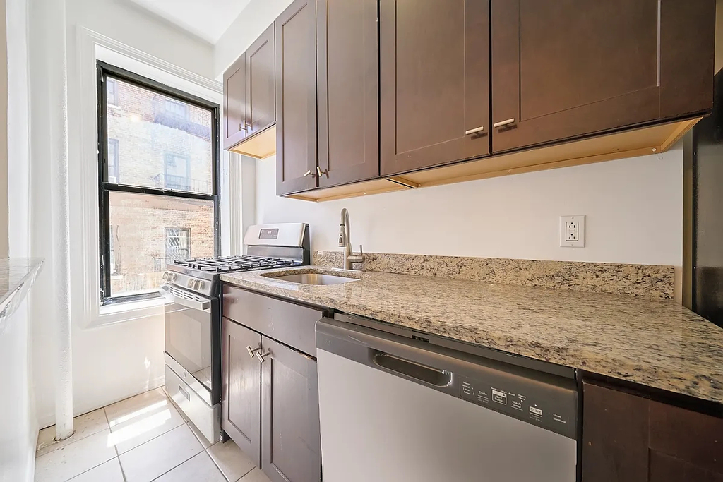 West 204th Street - Photo 5
