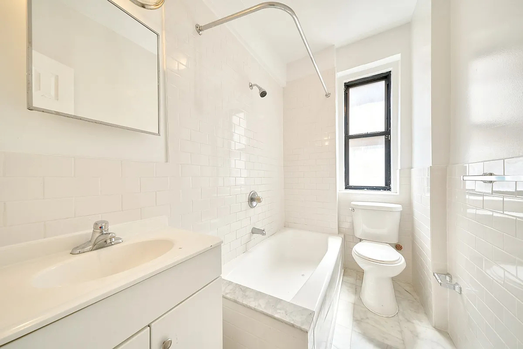 West 204th Street - Photo 7