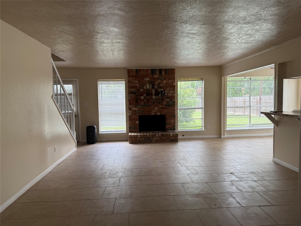 414 Dogwood Street - Photo 1
