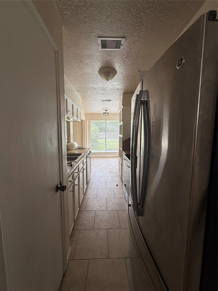 414 Dogwood Street - Photo 3