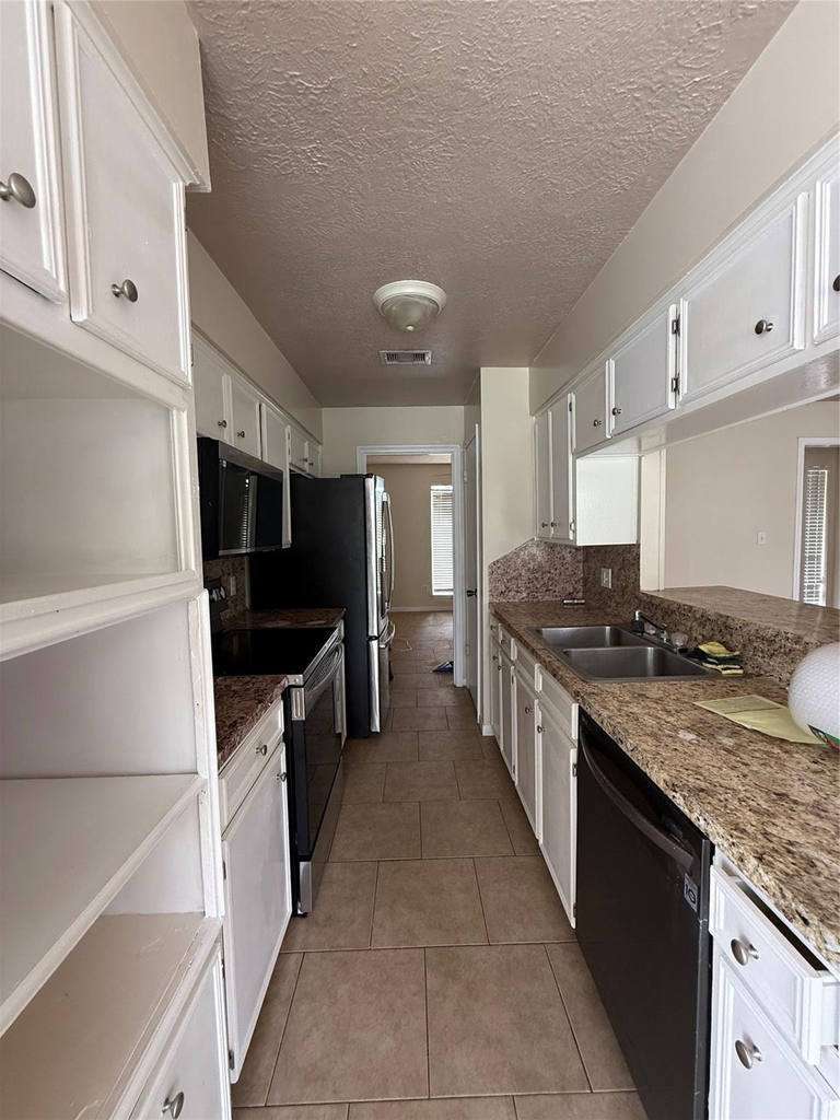 414 Dogwood Street - Photo 7