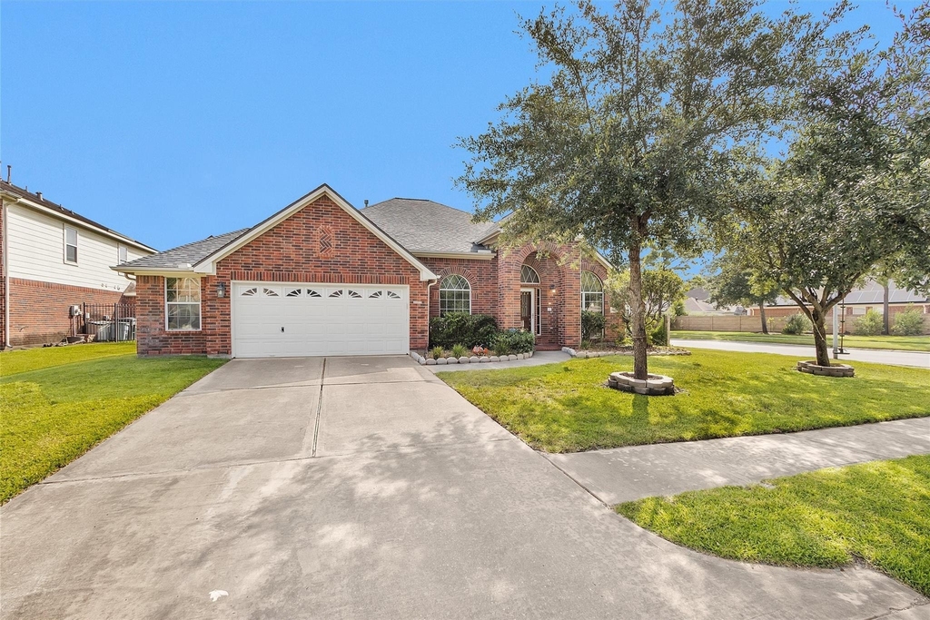 30015 Marion Meadow Lane - Photo 0