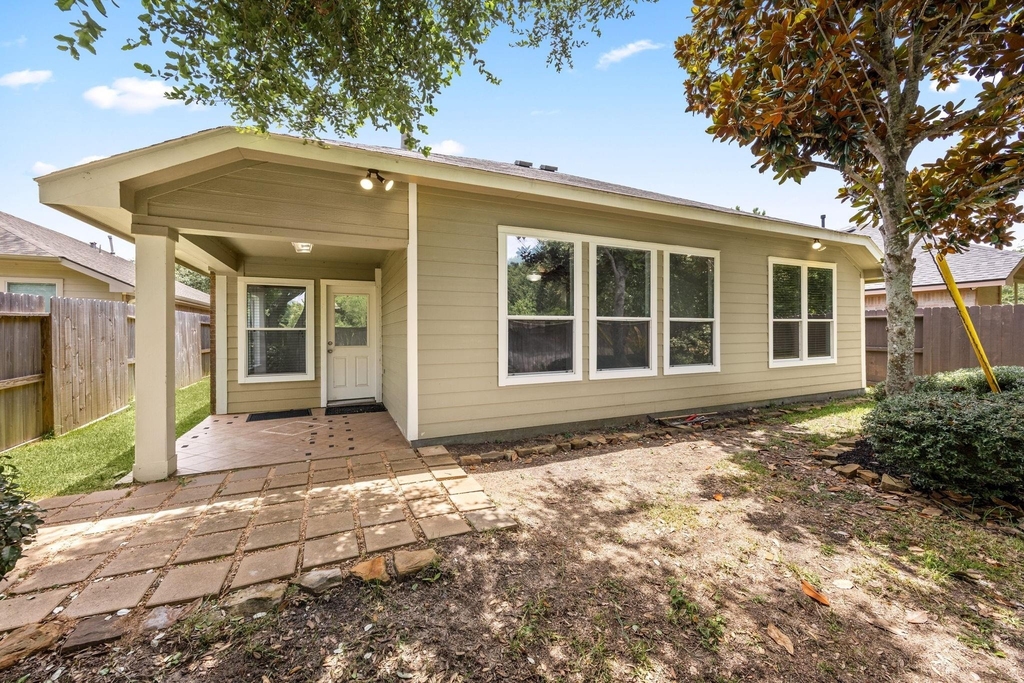 25030 Emporia Point Court - Photo 26