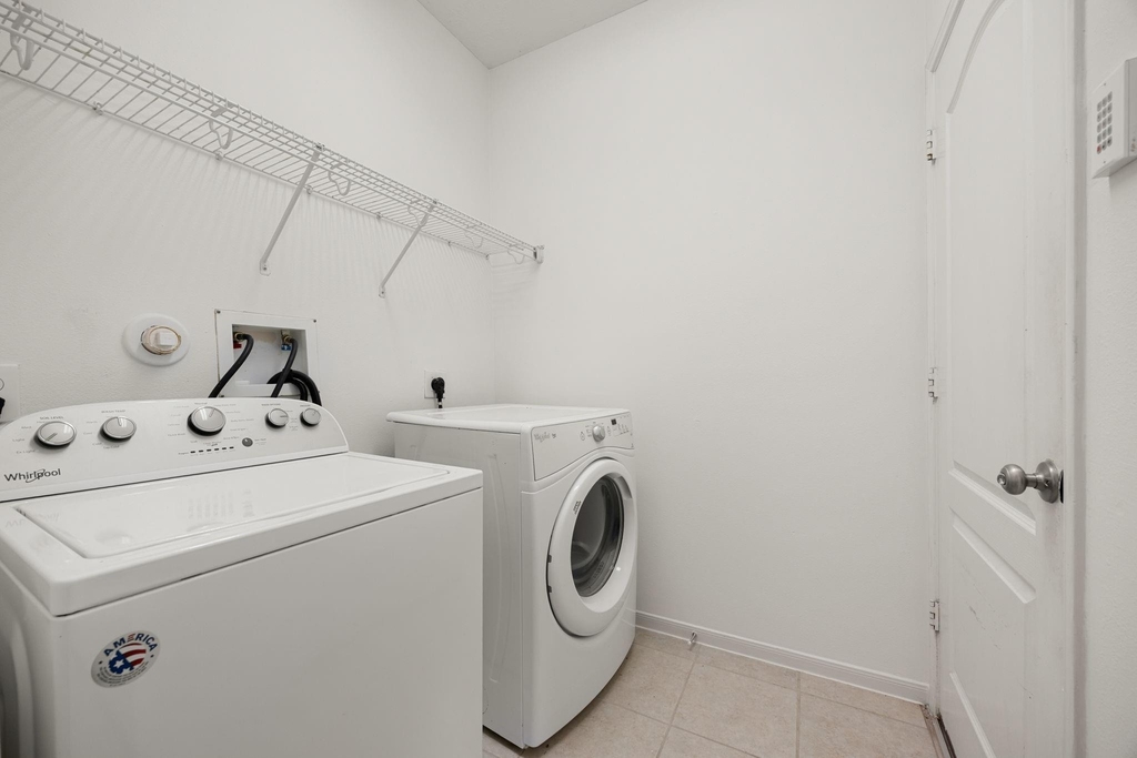 25030 Emporia Point Court - Photo 24