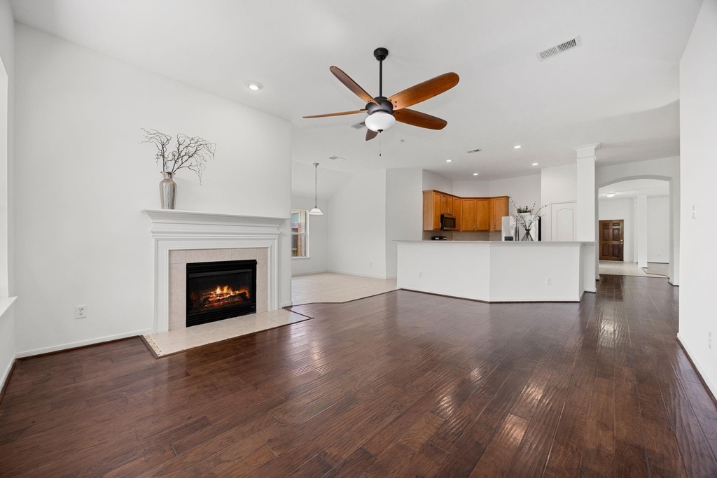25030 Emporia Point Court - Photo 7