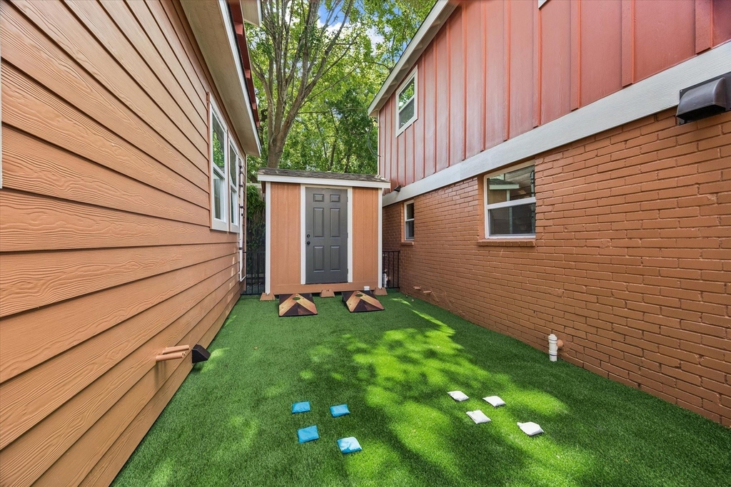 1224 Welch Street - Photo 11