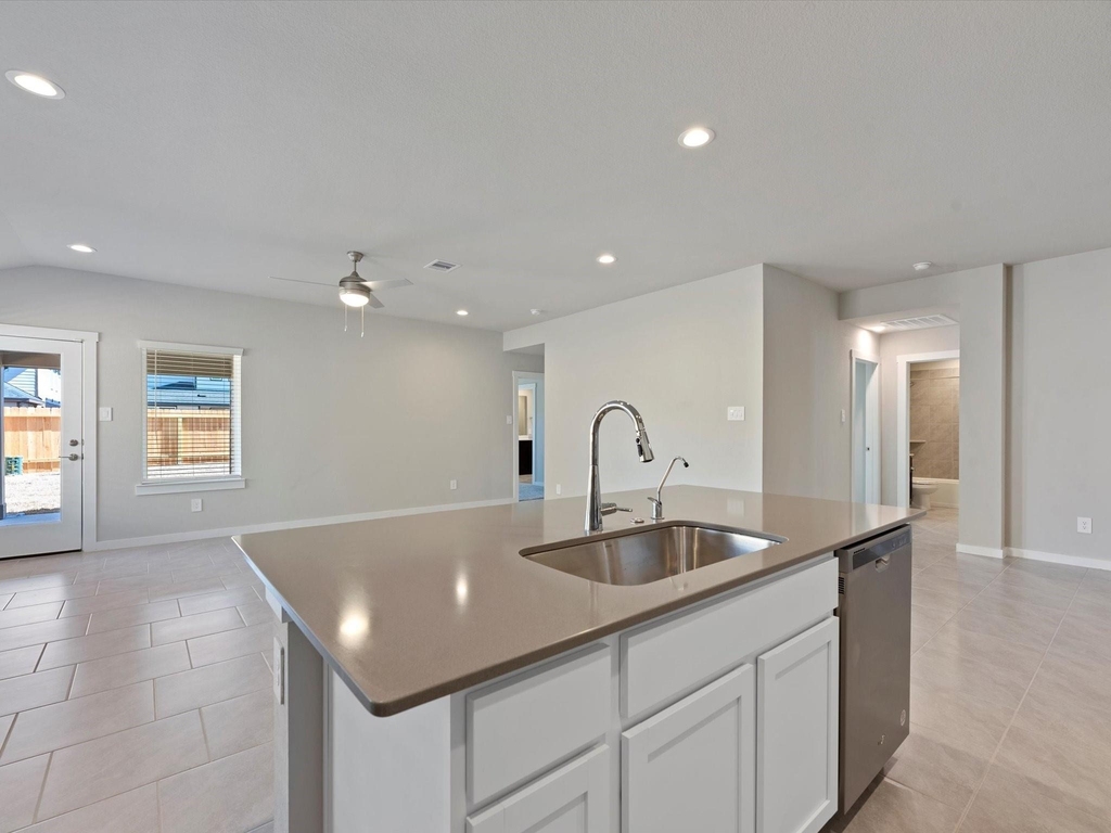 3335 Silverton Drive - Photo 10