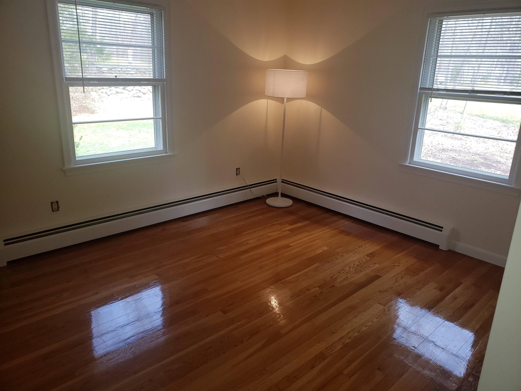 24 Chapel - Photo 11