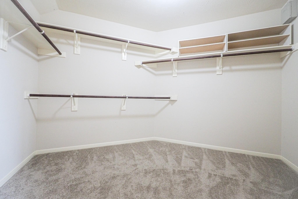 3638 Cottage Manor Lane - Photo 20