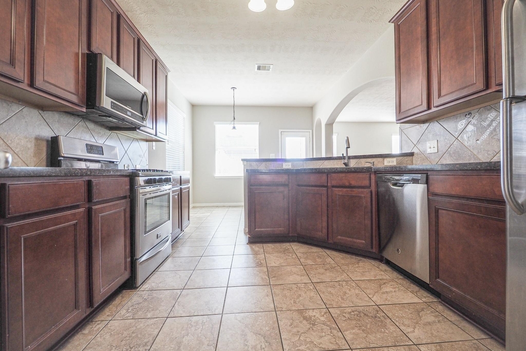 3638 Cottage Manor Lane - Photo 8