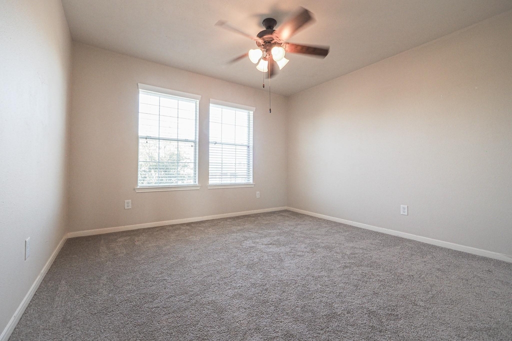 3638 Cottage Manor Lane - Photo 21