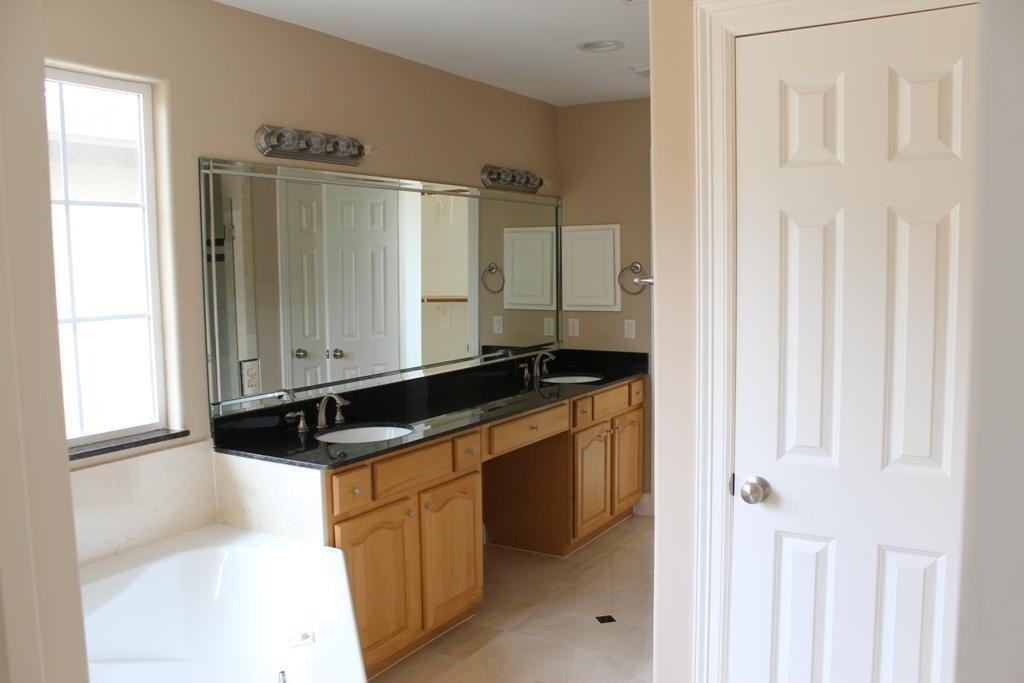 1324 Birdsall Street - Photo 8